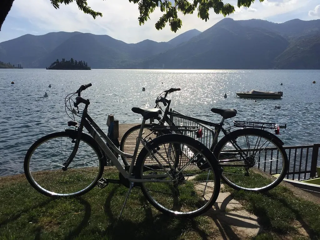 Bed And Breakfast La Casa Sul Lago Marone 0*,